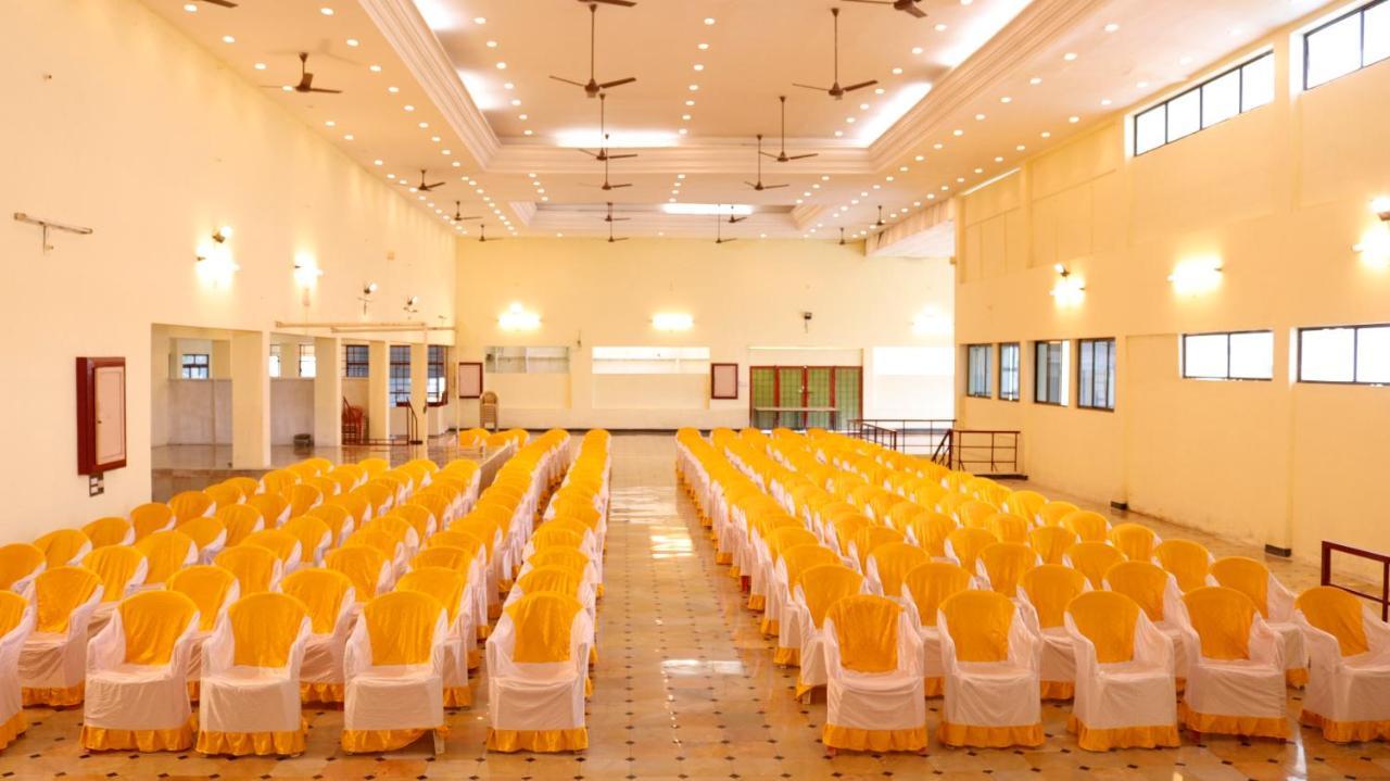 Hotel Siva Sakthi Tiruvannāmalai Exterior photo
