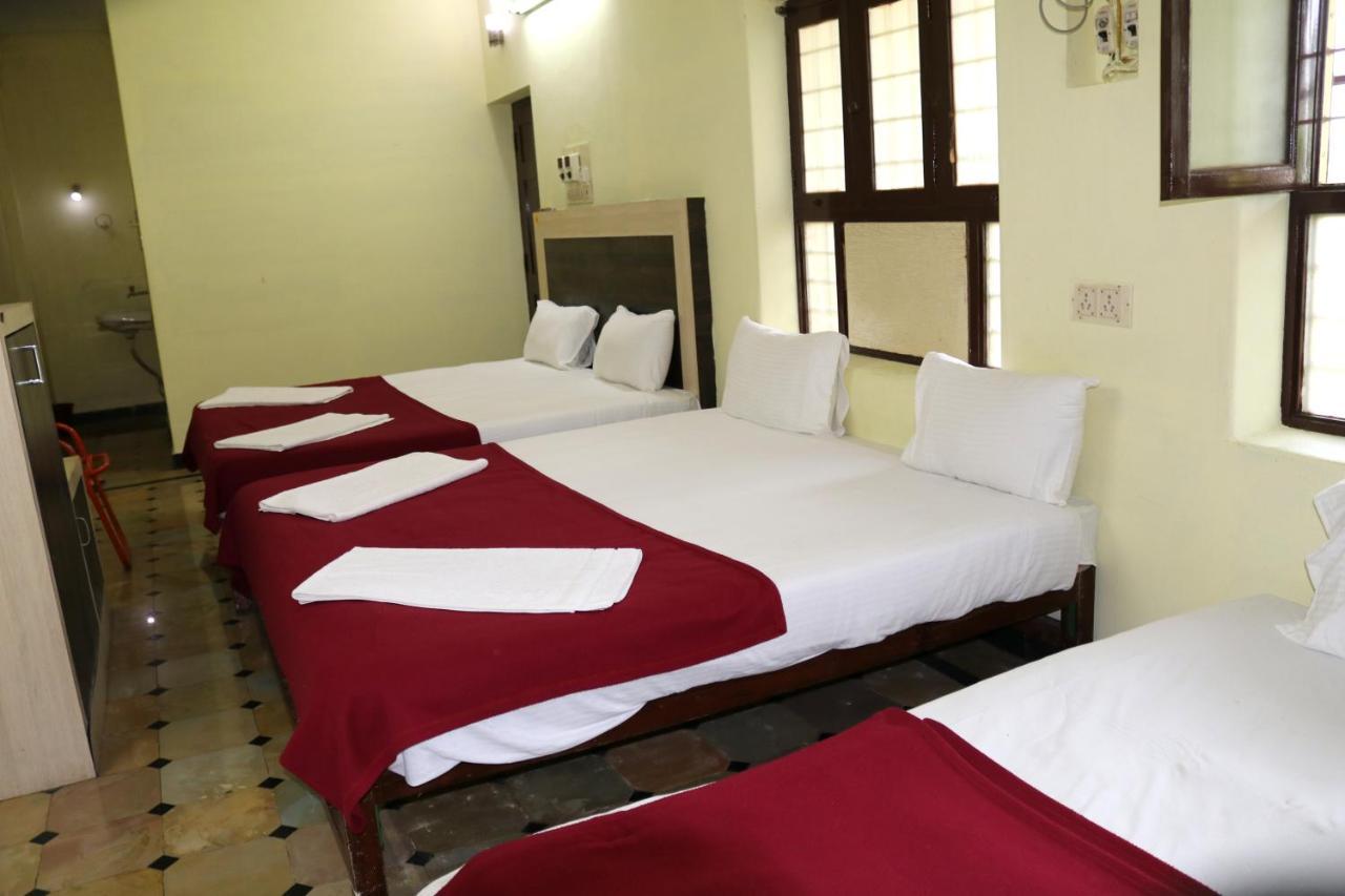 Hotel Siva Sakthi Tiruvannāmalai Exterior photo