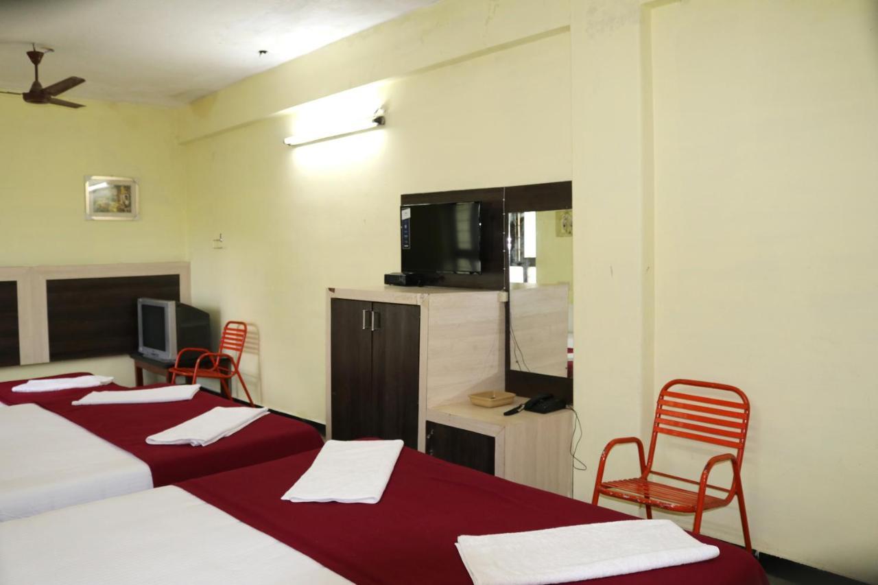 Hotel Siva Sakthi Tiruvannāmalai Exterior photo
