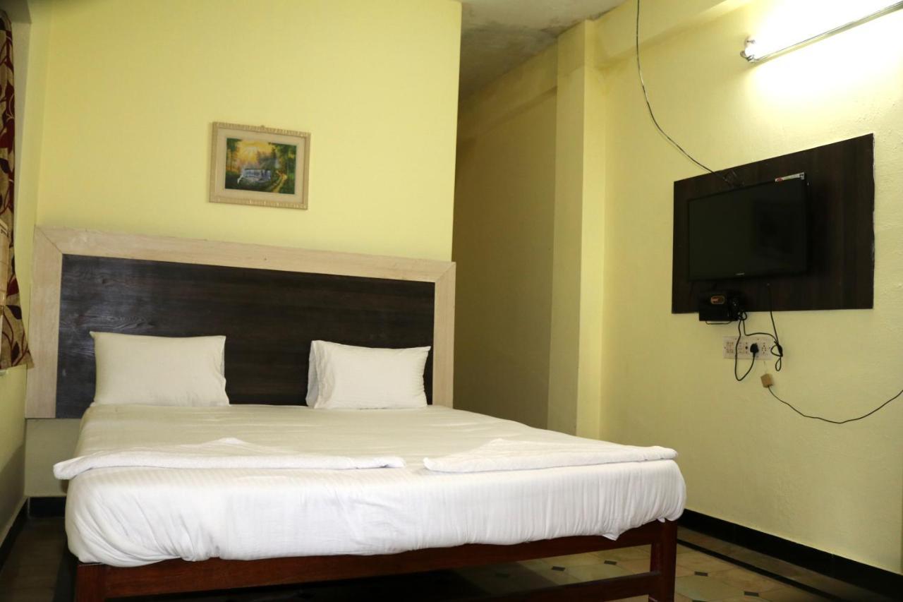 Hotel Siva Sakthi Tiruvannāmalai Exterior photo