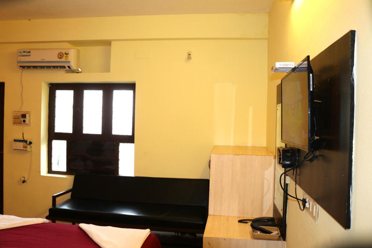 Hotel Siva Sakthi Tiruvannāmalai Exterior photo